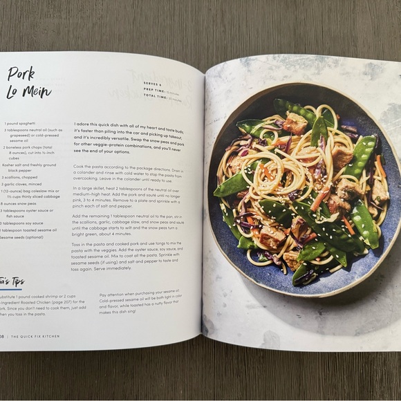 Tia Mowry The Quick Fix Kitchen Cookbook - Picture 4 of 5